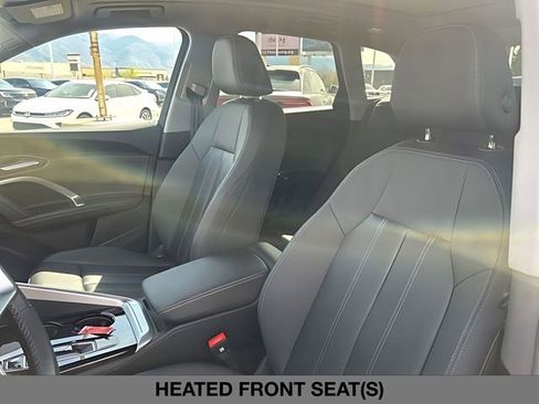 Certified 2025 Audi Q5 Premium w/ Convenience Package image 18