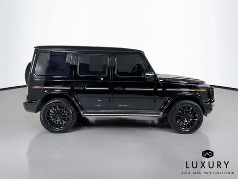 Used 2022 Mercedes-Benz G 550 w/ Exclusive Interior Package image 5