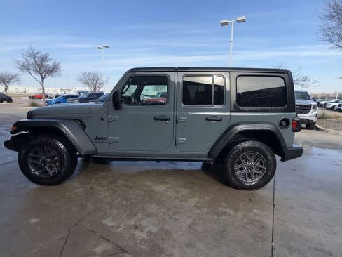 Used 2024 Jeep Wrangler Sport S image 3