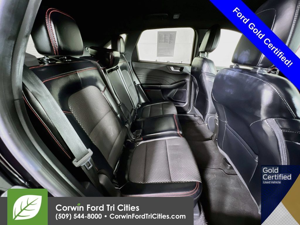 Used 2024 Ford Escape ST-Line FWD image 16