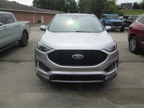 Used 2024 Ford Edge ST-Line image 2