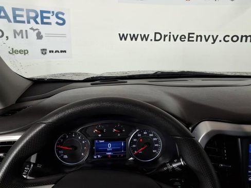 Used 2022 GMC Acadia SLE w/ Driver Convenience Package image 27