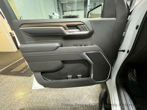 Used 2026 Chevrolet Silverado 1500 RST w/ Redline Edition image 16