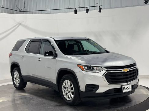 Used 2019 Chevrolet Traverse LS FWD image 42