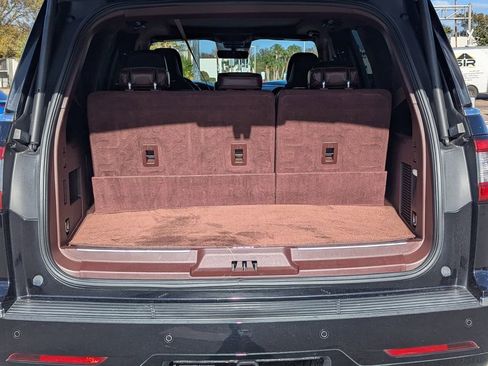 Used 2021 Lincoln Navigator Black Label image 8