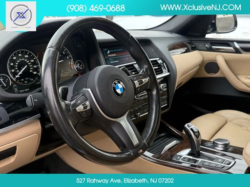 Used 2018 BMW X4 xDrive28i image 9