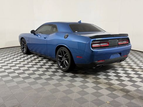 Used 2022 Dodge Challenger R/T w/ Plus Package image 9