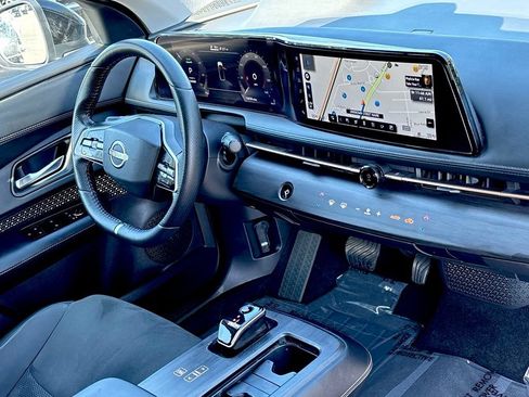Certified 2023 Nissan Ariya FWD image 31