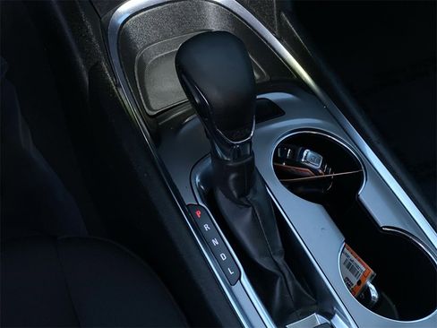 Used 2023 Chevrolet Malibu LT image 23