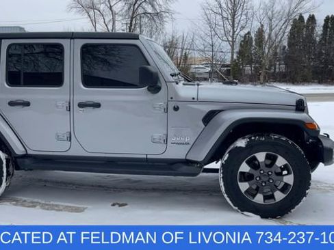 Used 2018 Jeep Wrangler Unlimited Sahara image 9
