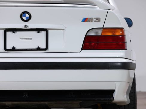 Used 1996 BMW M3 Coupe image 22