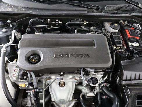 Used 2025 Honda Civic Sport image 18