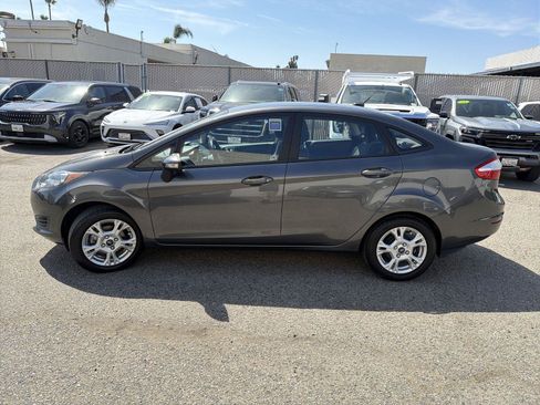 Used 2016 Ford Fiesta SE FWD image 8