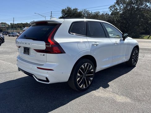 New 2026 Volvo XC60 B5 Ultra w/ Protection Package Premier AWD/4WD image 5