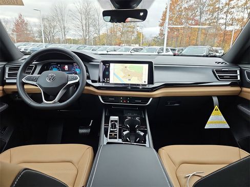 New 2026 Volkswagen Atlas Cross Sport SEL image 5