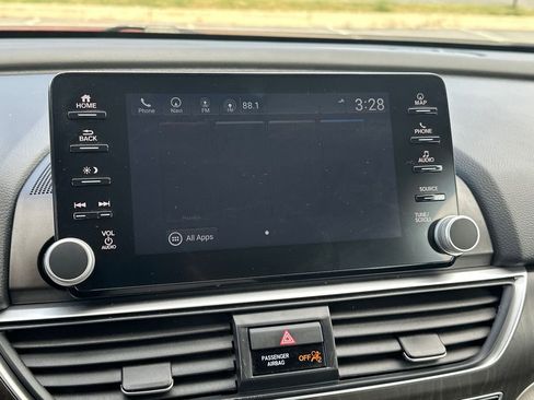 Used 2020 Honda Accord Touring image 26