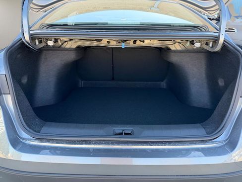 New 2026 Nissan Sentra SV w/ SV Convenience Package FWD image 11