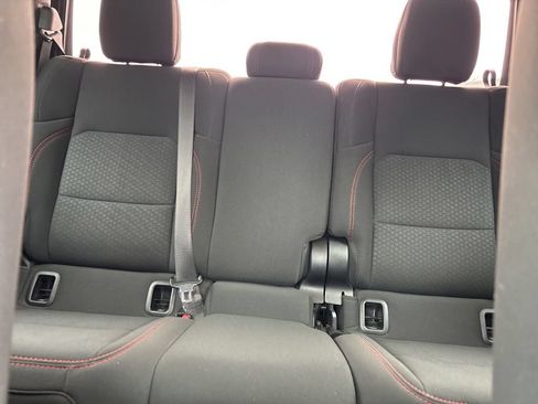 Used 2021 Jeep Gladiator Rubicon w/ Cold Weather Group AWD/4WD image 22