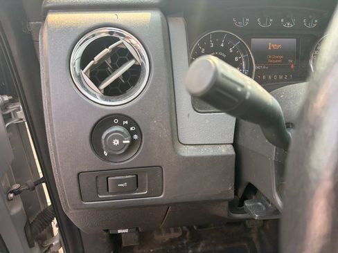 Used 2013 Ford F150 XLT w/ Luxury Equipment Group AWD/4WD image 14