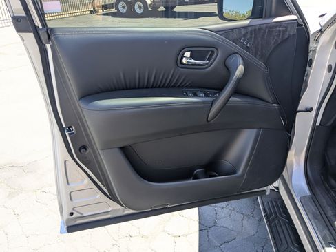 Used 2023 Nissan Armada Platinum w/ Cargo Package AWD/4WD image 14