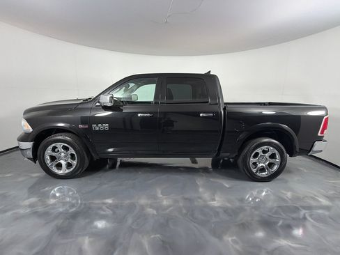 Used 2015 RAM 1500 Laramie w/ Convenience Group AWD/4WD image 8