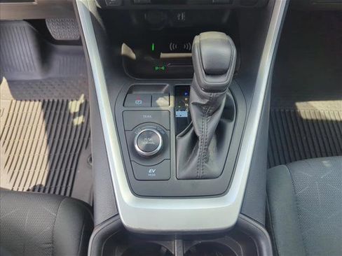 Used 2024 Toyota RAV4 XLE w/ Convenience Package AWD/4WD image 14