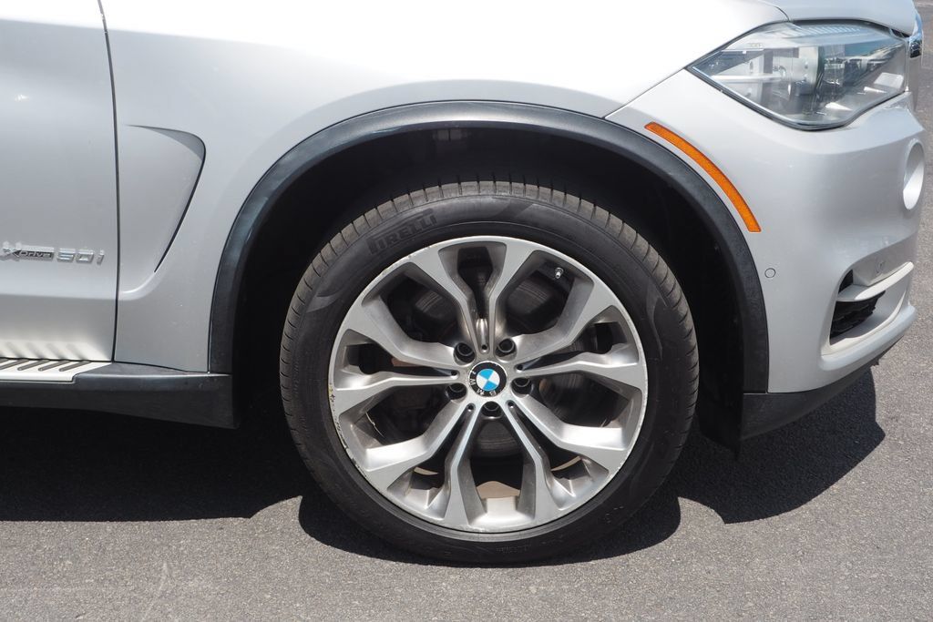 Used 2016 BMW X5 xDrive50i AWD/4WD image 10