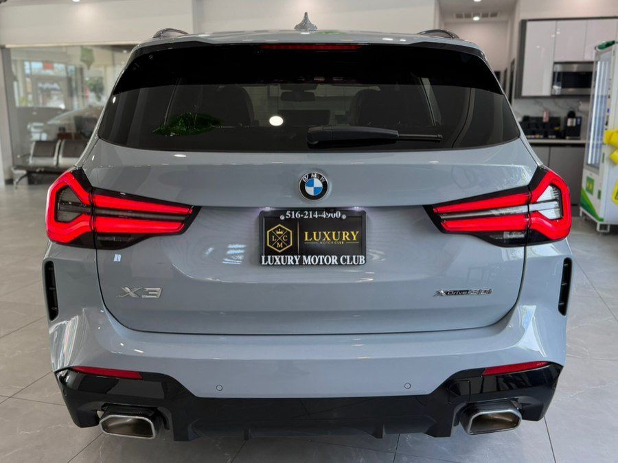 Used 2024 BMW X3 xDrive30i w/ M Sport Package AWD/4WD image 7