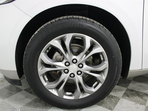 Used 2019 Buick Enclave Avenir w/ Avenir Technology Package FWD image 36