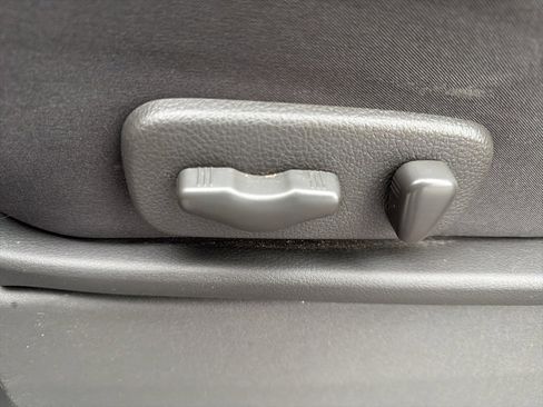 Used 2006 Nissan Titan SE image 17