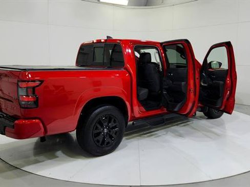 Used 2022 Nissan Frontier SV RWD image 12