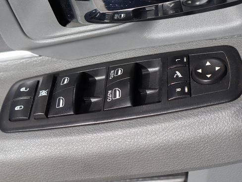 Used 2017 RAM 3500 Lone Star image 17