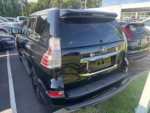 Used 2023 Lexus GX 460 Premium w/ Premium Package AWD/4WD image 5