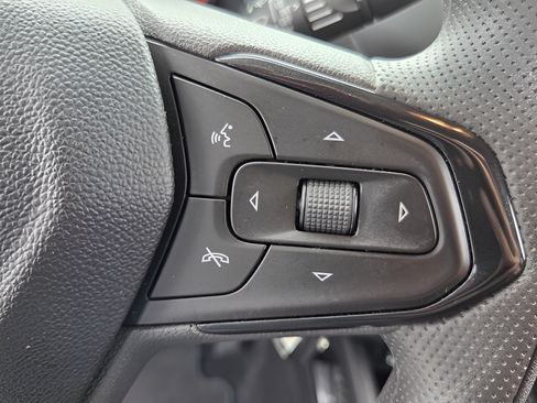 Used 2021 Chevrolet TrailBlazer LS FWD image 24