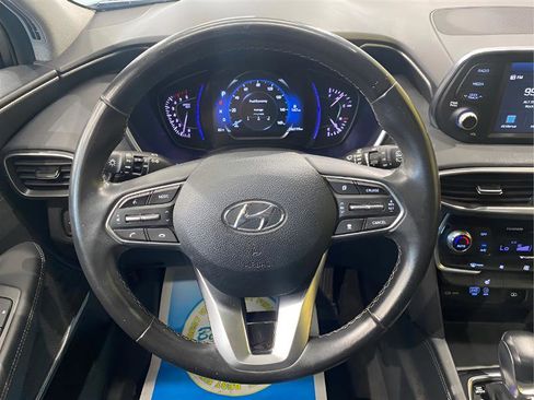 Used 2019 Hyundai Santa Fe Limited image 11