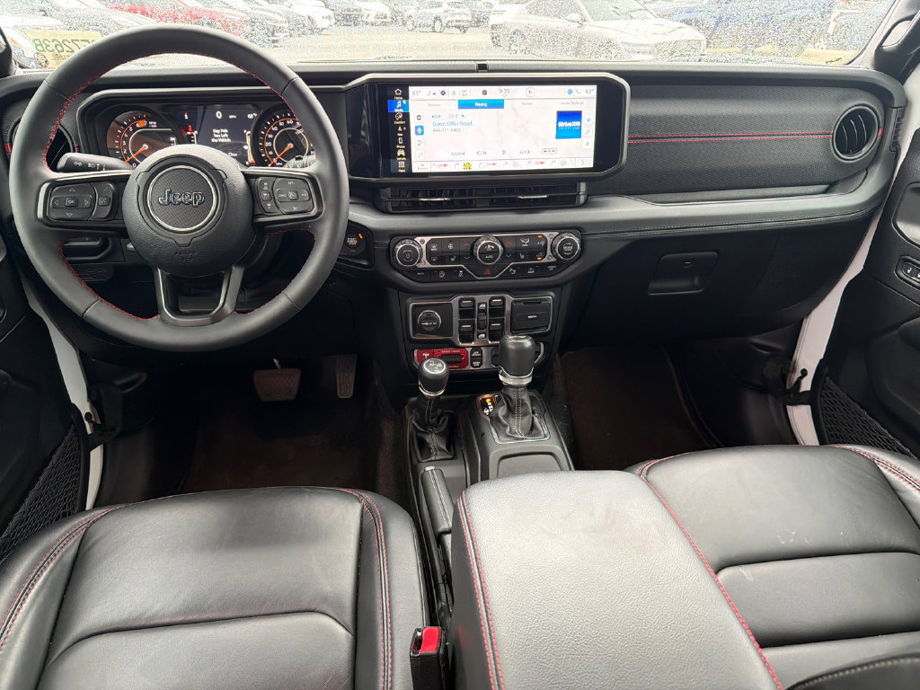 Used 2024 Jeep Wrangler Unlimited Rubicon AWD/4WD image 23