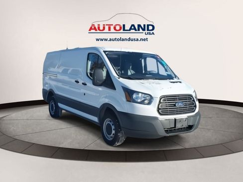 Used 2017 Ford Transit 250 130 Low Roof image 3