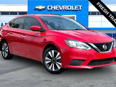 Used 2019 Nissan Sentra SV w/ Special Edition Package FWD image 1