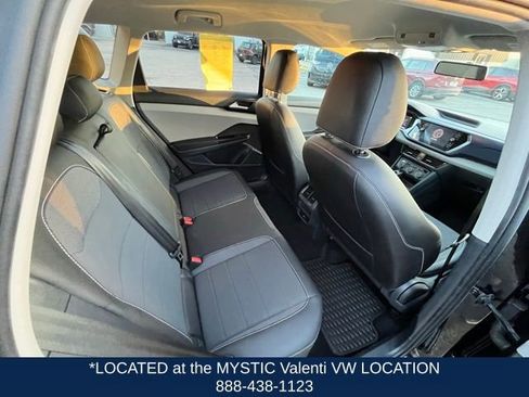 Certified 2022 Volkswagen Taos SE image 20