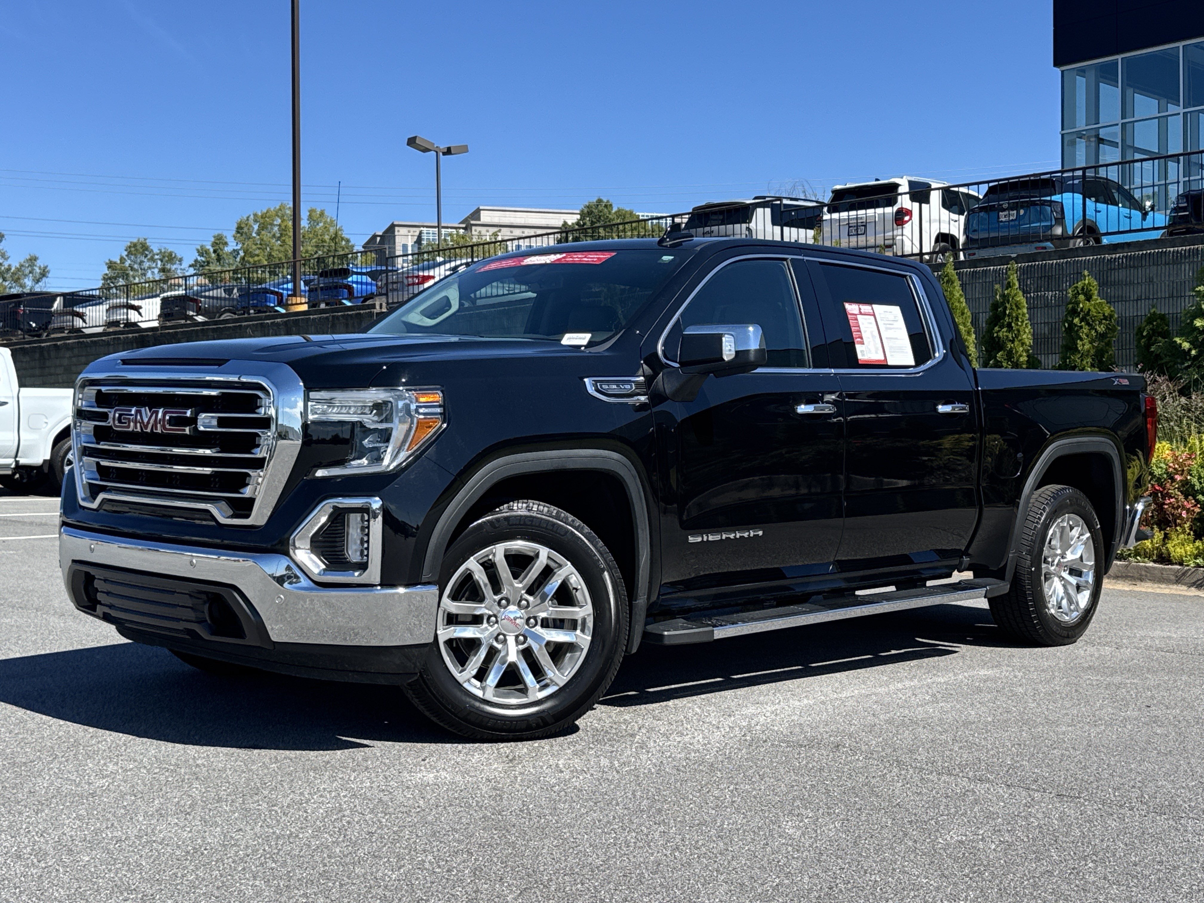 Used 2021 GMC Sierra 1500 SLT w/ SLT Premium Plus Package AWD/4WD image 5
