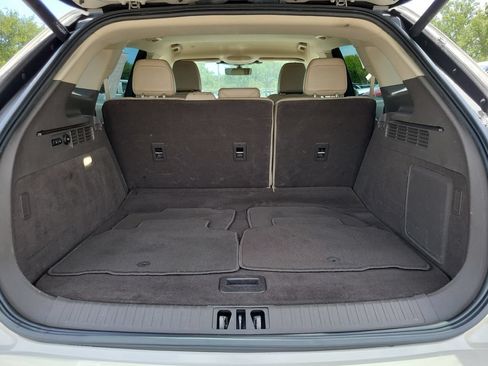 Certified 2022 Lincoln Nautilus FWD w/ Premium Package image 6