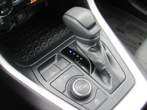 Used 2025 Toyota RAV4 Woodland Edition AWD/4WD image 26