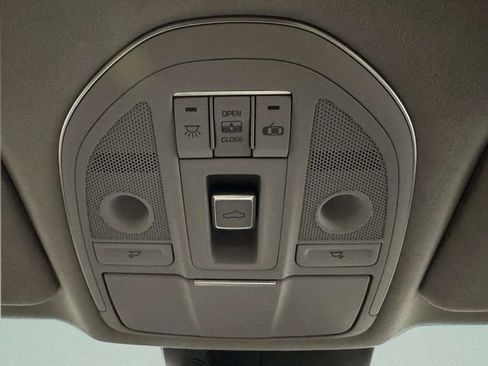 Used 2018 Genesis G80 5.0 Ultimate image 27