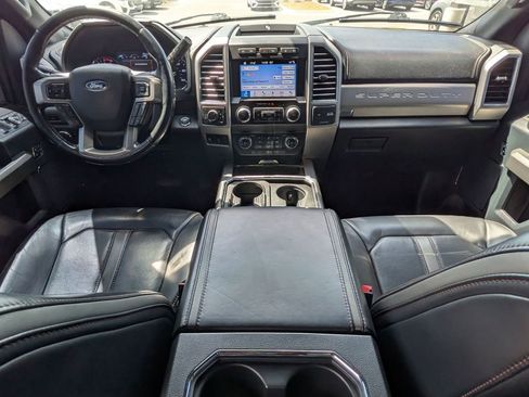 Used 2019 Ford F250 Platinum w/ Platinum Ultimate Package image 16