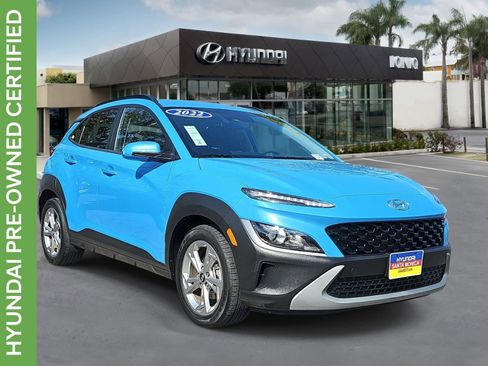 Certified 2022 Hyundai Kona SEL w/ Cargo Package FWD image 1