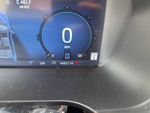 Used 2025 Ford F150 King Ranch w/ FX4 Off-Road Package image 16