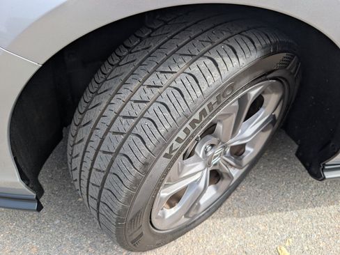Used 2023 Honda Accord EX image 21
