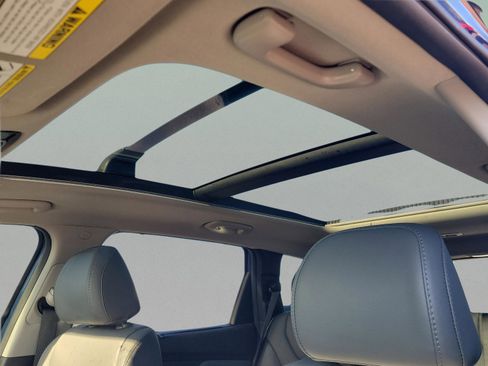 Certified 2023 Hyundai Santa Fe SEL w/ Premium Package image 35