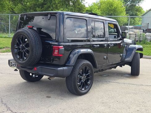 Certified 2025 Jeep Wrangler Unlimited Sahara w/ Safety Group AWD/4WD image 10