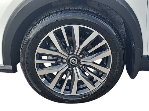 Used 2022 Nissan Kicks SV FWD image 25